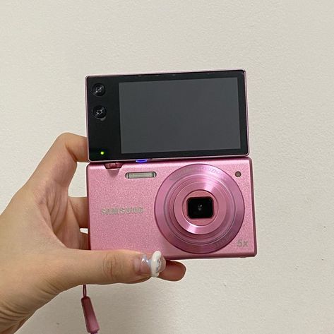 Cute Cameras, Pink Digital Camera, Digi Camera, Y2k Tech, Pink Camera, Aesthetic Objects, Best Digital Camera, Phone Photo Editing, Digi Cam