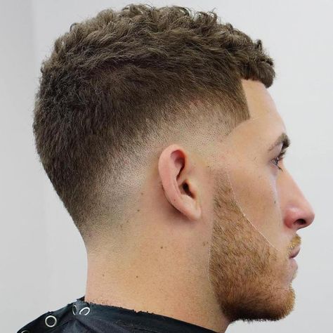 Low Drop Fade For Curly Hair Medium Fade Haircut, Types Of Fade Haircut, Mid Fade Haircut, Caesar Haircut, Best Fade Haircuts, Short Fade Haircut, Drop Fade Haircut, Drop Fade, Low Fade Haircut