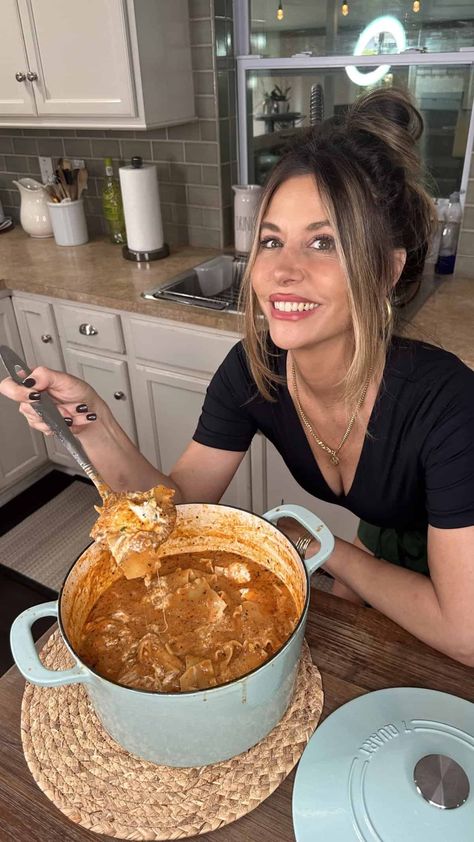 Lasagna Soup Lasagna Soup Macy Blackwell, Macy Blackwell Lasagna Soup, Lasagna Soup Recipe Raos, Lasagna Soup Recipe Dutch Oven, Meatball Lasagna Soup, Pioneer Woman Lasagna Soup, Tiktok Lasagna Soup Recipe, Soft Soups After Surgery, Lasagna Soup Dutch Oven