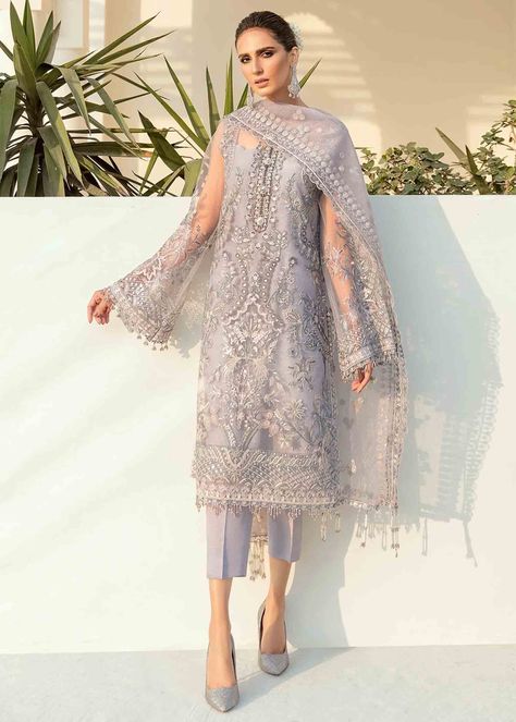 Includes: Embroidered net front Plain net back Embroidered net sleeves Embroidered sleeves patch Embroidered net front patches (02) Embroidered back patch Embroidered net dupatta Dyed silk trouser Fabric: Net Work Technique: Embroidered It is an unstitched three-piece outfit. Disclaimer: The color for the outfit may vary due to photographic lighting sources. Pakistani Party Wear, Pakistani Fancy Dresses, Salwar Kamiz, Pakistani Salwar Kameez, Pakistani Outfits, How To Dye Fabric, Pakistani Fashion, Designer Wear, Chiffon Fabric