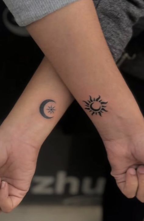 Matching Tattoos Mom And Son, Mom Son Tattoo, Son Tattoos, Stunning Tattoos, French Tattoo, Drawing Styles, Mom And Son, Tattoo For Son, Modern Tattoos