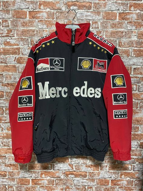 F1 Jacket Mercedes, Mercedes Racing Jacket, Honda Racing Jacket, Mercedes Clothes, Mercedes Jacket, Old School Jackets, Vintage Racing Jacket, Race Outfit, Racing Jackets