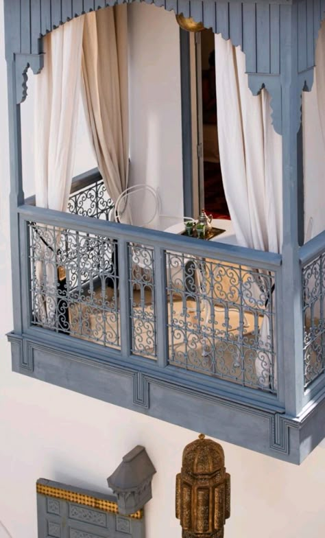 Moroccan Interiors, Dekorasi Kamar Tidur, Home Decor Crate, Moroccan Design, Home Building Design, House Interior Decor, Balcony Decor, Dream Decor, Dream House Decor