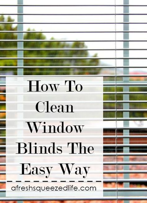 Cleaning Blinds Easy, Cleaning Mini Blinds, Clean Blinds, How To Clean Aluminum, Clean Window Blinds, Vinyl Mini Blinds, Toilet Cleaning Hacks, Clean Window, Vinyl Blinds