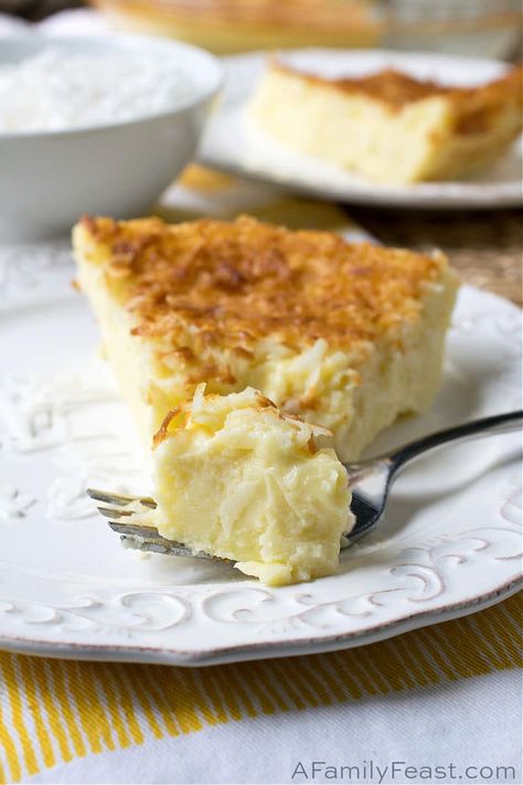 No Crust Coconut Pie Recipe, Coconut Molasses Pie, Crustless Coconut Cream Pie, No Crust Coconut Pie, Coconut Cream Custard Pie, Amish Coconut Cream Pie, Coconut Pie That Makes Its Own Crust, One Crust Pies Easy, Recipe For Coconut Cream Pie