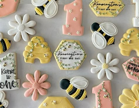 First birthday bee theme cookies. Vanilla sugar cookies with royal icing. Decorated sugar cookies for a first bee day themed first birthday party. First Bee Day Party Outfit, Bee Theme 2nd Birthday, Bee Theme Cookies Decorated, 1st Bee Day Cookies, 1st Birthday Party Bee Theme, Bee Birthday Cookies, My First Bee Day Party, First Bee Day Party Favors, First Bee Day Cookies