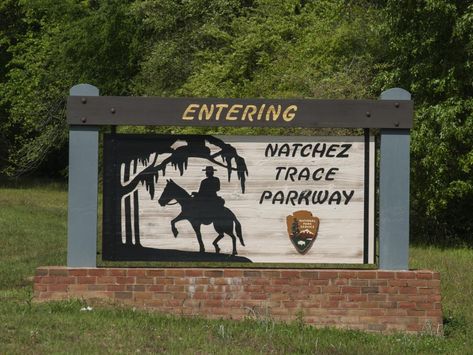 Where should I stay on the Natchez Trace Parkway? - LazyTrips Windsor Ruins, Natchez Trace Parkway, Natchez Trace, Should I Stay, Bike Route, Scenic Routes, Short Trip, Southern Charm, Historic Buildings