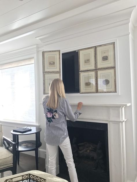 The perfect way to hide your TV! Hide Tv Over Fireplace, Beach House Master, Tv Above Fireplace, Tv Over Fireplace, Hidden Tv, Tv Covers, The Mantle, Hemma Diy, Fireplace Remodel