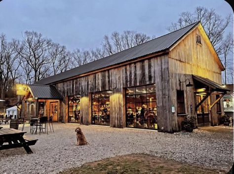 Modern Farm Restaurant, Brewery Architecture Design, Barndominium Restaurant, Barn Restaurant Ideas, Farm Building Ideas, Farm Cafe Design, Farm Barn Ideas, Farm Shop Buildings, Distillery Restaurant