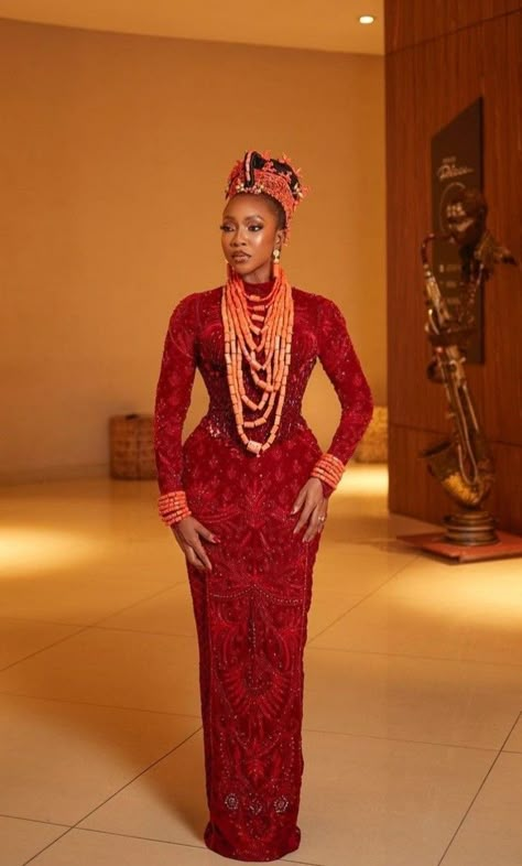 Edo Brides Wedding Attire, Edo Attire For Women, Traditional Marriage Outfit For Bride, Red African Wedding Dress, Igbankwu Attire, Edo Traditional Attire, Edo Bride Outfit, Edo Traditional Wedding Attire, Benin Bride