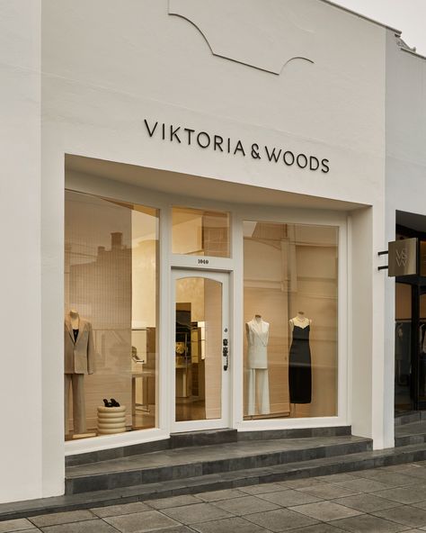 Viktoria & Woods’ Armadale Store - Project Feature - The Local Project - The Local Project Fashion Store Front Design, Facade Store Design, Store Front Design, Boutique Exterior, Boutique Architecture, Fashion Store Design, Store Entrance, Store Architecture, Store Shelves Design