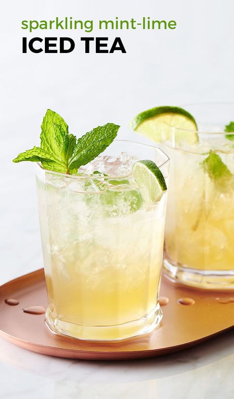 Iced Spearmint Tea, Spearmint Iced Tea, Iced Mint Tea Recipe, Sparkling Tea Recipes, Sparkling Water Mocktail, Best Iced Tea Recipe, Mint Tea Benefits, Sparkling Water Recipes, Mint Tea Recipe