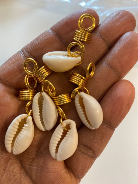 Loc Jewelry For Men, Hair Jewelry For Locs Men, Cowrie Shell On Locs, Cowrie Shell Hairstyles, Earthy Hair Accessories, Hair Accessories For Men, Men Hair Accessories, Locs Jewelry Accessories, Twist With Accessories