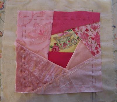 How To Create a Crazy Quilt Block.....this for me was the best tutorial on the internet. Crazy Quilt Tutorials, Crazy Quilts Patterns, Crazy Quilt Stitches, Crazy Quilt Blocks, Crazy Patchwork, Patch Aplique, Quilt Block Tutorial, Crazy Quilt, Quilt Stitching