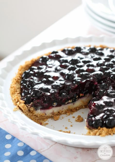 Learn how to make this delicious Blueberry Cream Pie. #recipe #blueberry #pie #creampie #summer #dessert #recipe #easy #picnic #potluck Blueberry Cheesecake Pie, Blueberry Custard Pie, Blueberry Cream Cheese Pie, Blueberry Cream Pie, Blueberry Cheesecake Ice Cream, Blueberry Cream Pies, No Bake Blueberry Cheesecake, Ice Cream Pie, Cream Cheese Pie