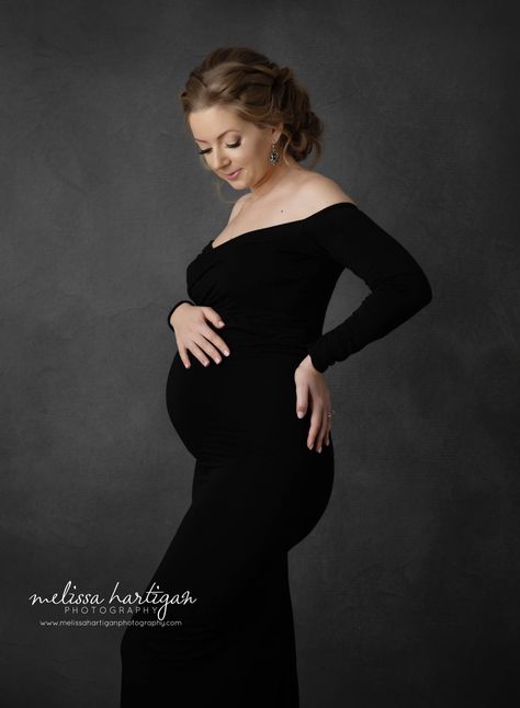 Maternity Shoot Single Mom, Standing Maternity Poses, Single Maternity Photo Shoot Ideas, Maternity Photography Poses Single, Maternity Poses For Mom, Maternity Shoot Poses Single, Maternity Single Poses, Maternity Poses Single Studio, Maternity Poses Single Indoor