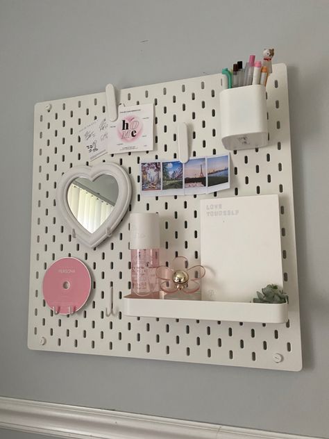 MY PICTURE DONT REPOST IT assthetic, ikea, pegboard, #mypicture #pegboard #ikea #pegboardinspo #aesthetic #roomdecor bts Pegboard Ikea, Art Room Ideas, Ikea Pegboard, Small Room Makeover, Aesthetic Room Ideas, Dekorasi Kamar Tidur, Pinterest Room Decor, Study Room Decor, Girly Room