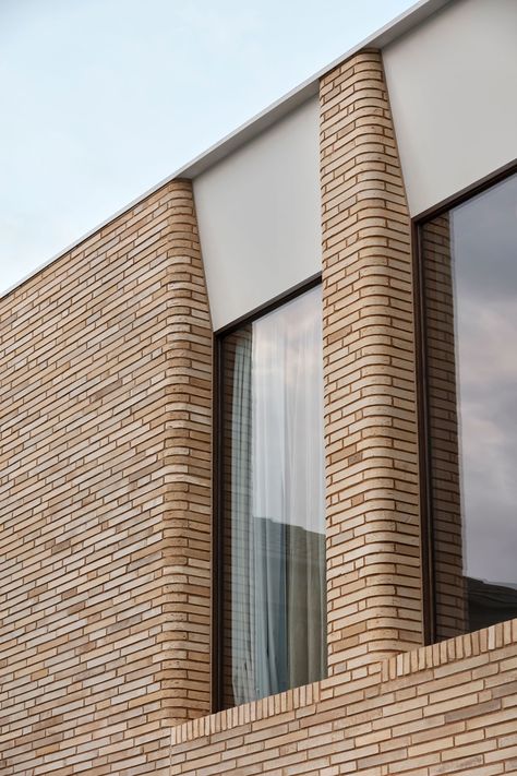 Kent House by Studio CoBe - Project Feature - The Local Project - The Local Project Brickwork Facade, Industrial Facade, Black Brick Wall, Retail Facade, Modern Townhouse, Brick Detail, Duplex Design, House Facade, Edwardian House