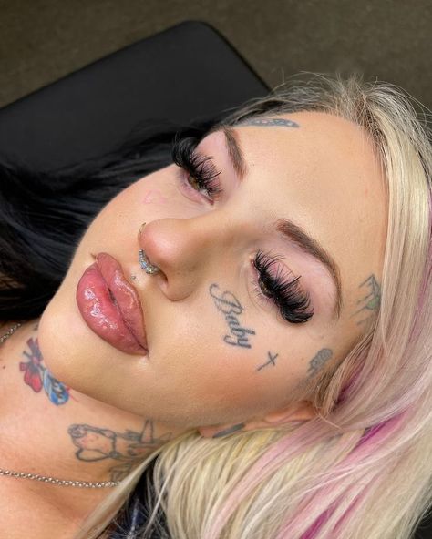 Face Tats, Face Tattoos For Women, Lashes Fake Eyelashes, Lash Extensions Styles, Perfect Eyelashes, Pretty Lashes, Swag Makeup, Lip Tattoos, Face Tattoos