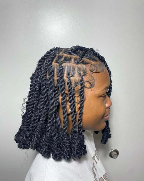 Locs invisible cute locs hairstyles Twisted Hair, Short Locs Hairstyles, Faux Locs Hairstyles, Box Braids Hairstyles For Black Women, Braided Cornrow Hairstyles, Quick Braided Hairstyles, Twist Braid Hairstyles, Protective Hairstyles Braids, Hair Twist Styles