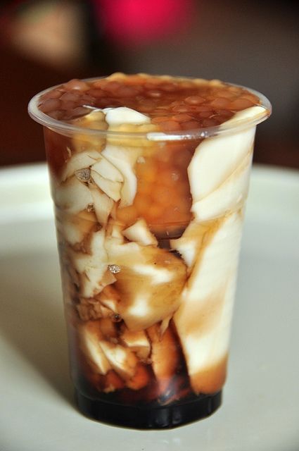 Taho Profile | Flickr - Photo Sharing! Philippine Food, Filipino Street Food, Pinoy Dessert, Filipino Dessert, Philippines Food, Taiwan Food, Filipino Desserts, Pinoy Food, Asian Desserts