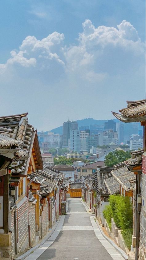 Korea Tourist Spots, Seoul Korea Travel, Korea Wallpaper, South Korea Seoul, South Korea Travel, Japan Aesthetic, Korea Travel, Fantasy Places, Korean Aesthetic