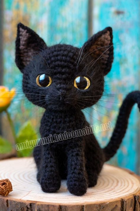 Amigurumi Kawaii Cat Free Pattern-1 7 Gato Crochet, Kat Haken, Crochet Cat Toys, Chat Crochet, Easy Crochet Animals, Crochet Animal Amigurumi, Animal Knitting Patterns, Crochet Cat Pattern, Cat Amigurumi