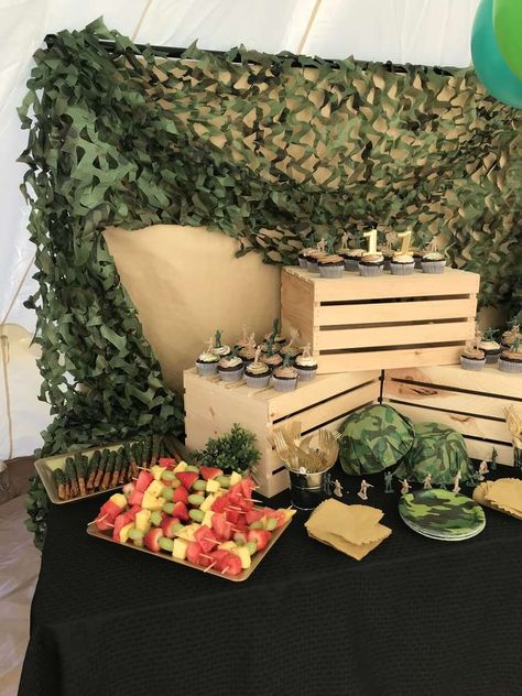 Jaydan’s Boot Camp | CatchMyParty.com Army Backdrop Party Ideas, Army Soldier Birthday Party, Soldier Theme Birthday Party, Boot Camp Decorations, Boot Camp Party Ideas, Army Decorations Party, Army Centerpiece Ideas, Military Party Ideas, Camo Party Ideas