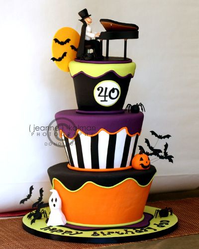 A Halloween Surprise Party...  by The Well Dressed Cake, via Flickr Haunted House Halloween Cake, Halloween Cake Design, Haunted House Cake, Pasteles Halloween, Bolo Halloween, Halloween Birthday Cakes, Cake Wrecks, Halloween Sweets, Halloween Baking