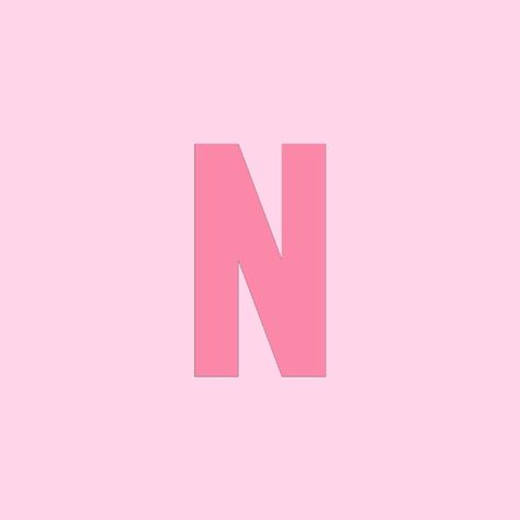 Pink Netflix Icon, Widget Covers, Iphone Decor, Ombre Wallpaper Iphone, Ombre Wallpaper, Youtube Ideas, Iphone Themes, Ombre Wallpapers, Widget Icons