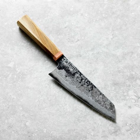 Santoku — Blenheim Forge Steel Workshop, Welding Design, Kitchen Knives Handmade, Best Chefs Knife, Best Kitchen Knives, Electric Knife, Knife Patterns, Forged Knife, Metal Welding