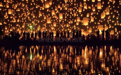 Yi Peng festival Chiang Mai, Thailand. Yi Peng festival lantern festival Chiang , #affiliate, #festival, #Peng, #Yi, #Chiang, #lantern #ad Flying Lanterns, Floating Lanterns, Celebration Around The World, Sky Lanterns, Travel Thailand, Lantern Festival, Cultural Celebration, Chiang Mai Thailand, Lukisan Cat Air