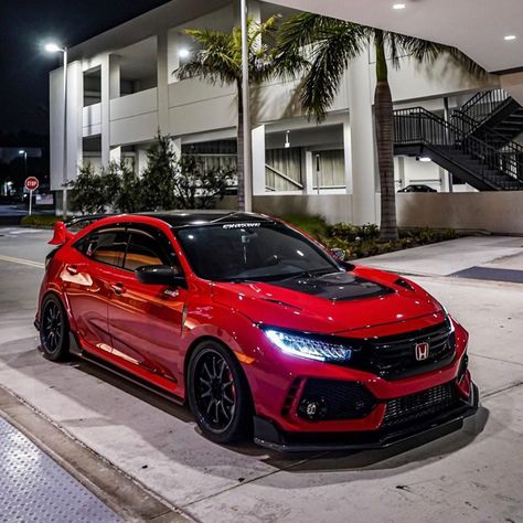 🔺HONDA & ACURA PAGE🔻 on Instagram: “Tag the owner 🔥🔥🔥🔥!! __________________________ ➡️Follow us @honda_loyalty ➡️Follow @accordgram ➡️Powered by @vraceworks…” Cool Honda Civic, Honda Interior Ideas, Dream Car Honda Civic, Honda Civic Sport Hatchback, Red Honda Accord Sport, Honda Accord Red Interior, Red Honda Civic Sport, Honda Civic Red Interior, Tt Car