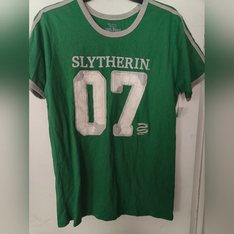 Brand New With Tags, Universal Studios Harry Potter Slytherin Quidditch Jersey Size Small Slytherin Jersey, Slytherin Shirt, Slytherin Quidditch, Harry Potter Hoodie, Harry Potter Universal Studios, Harry Potter Slytherin, Harry Potter, Size Small, Brand New