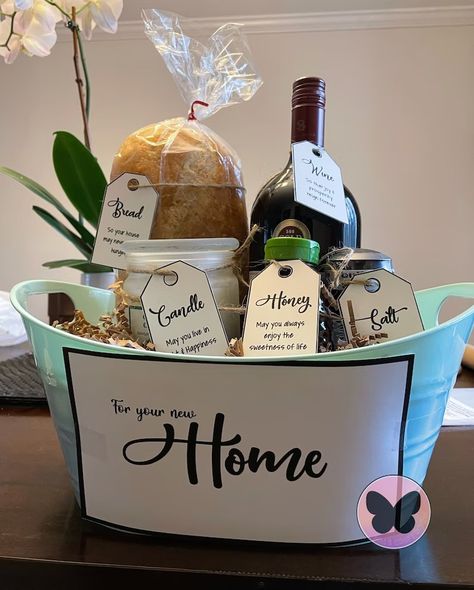 House Warming Basket Tags digital File/ Instant Download - Etsy UK House Warming Basket, Corporate Branded Gifts, Creative Gift Baskets, Homemade Gift Baskets, Housewarming Gift Baskets, Honey Candle, Basket Tags, Christmas Food Gifts, Decorative Baskets