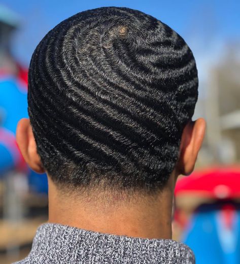 Shannon on Instagram: “Perfect day for the right shot.🌀 . . #360waves #540waves #720waves #blasian #blackandkorean #brushmore #wavyhair #waves #explorepage #durag…” 540 Waves, Waves 360, 720 Waves, 360 Waves Hair, Waves Hairstyle Men, Waves Hairstyle, Waves Haircut, Hairstyle Men, Hair Male