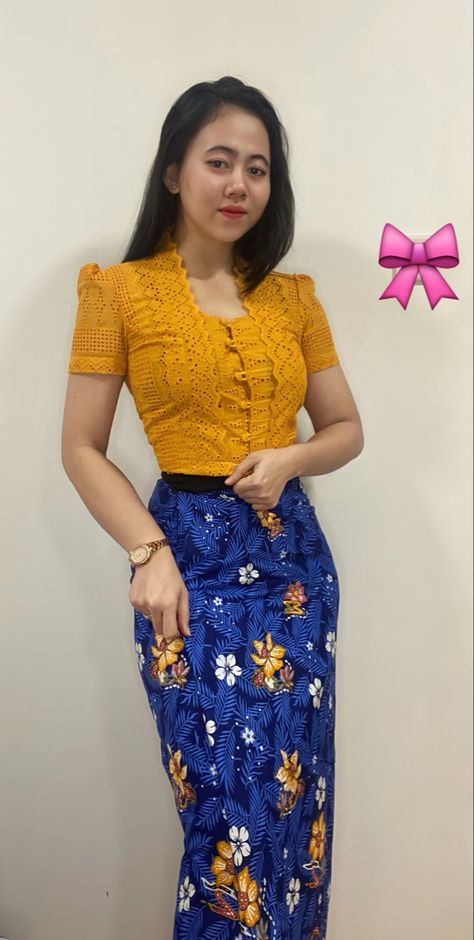 Lungi Blouse Design, လည်ထောင် Pattern, ပိတ်ဖောက်ဇာ Myanmar Dress, Myanmar Dress Design ပါတိတ်, Myanmar Dress Design ပိတ်ဖောက်ဇာ, ပိတ္ေဖာက္ဇာ Myanmar Dress, ပိတ်ဖောက်ဇာ Design, ပါတိတ် Design, Burma Dress