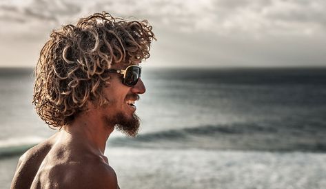 Momentum Generation, Rob Machado, Men's Curly Hairstyles, Mixed Guys, Highlights Curly, Highlights Curly Hair, Surf Style, Surfs Up, Curly Hairstyles