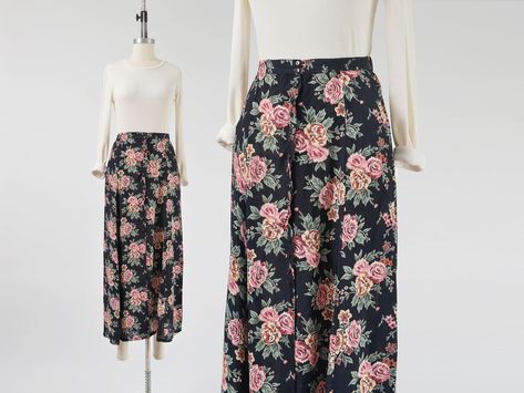 Floral maxi skirt outfit