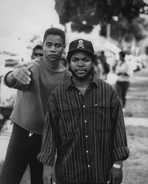 Rap | Hip Hop | Music on Instagram: “Ice Cube and Cuba Gooding Jr. on the set of "Boyz N the Hood" 1991 (Spotify Playlist… in 2022 | Rappers, Hip hop music, Hip hop culture Ice Cube Rapper, Cuba Gooding Jr, Boyz N The Hood, 90s Rappers, Hip Hop 90s, Hip Hop Classics, Arte Hip Hop, 90s Fits, Real Hip Hop