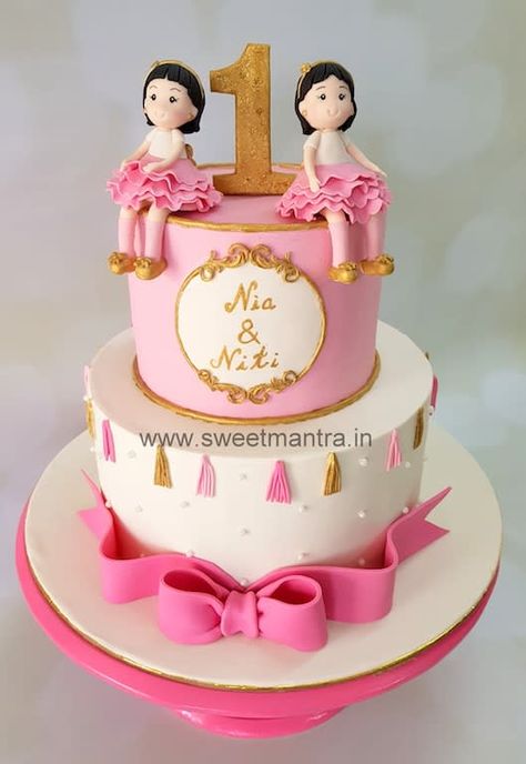 Twin Birthday Cakes Daughters, Twins Bday Cake, Fondant Cakes Birthday Girl, Twin Girls Birthday Cake, Twin Cake Ideas, Twins Cake Ideas, Twins Birthday Cake Ideas, Twins 1st Birthday Cake, 2 Tier Fondant Cake