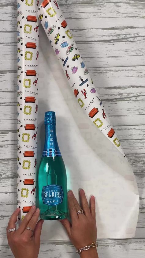 How to gift wrap a bottle #christmas #giftwrapping #giftwrappinghacks | Lennia McCarter | Lennia McCarter · Original audio How To Wrap A Bottle For Christmas, Wrapping A Water Bottle Gift, Water Bottle Gift Wrapping Idea, Gift Wrap A Bottle, Wrap A Bottle, Wine Bottles Gift Wrap, Christmas Gift Wrapping Diy, Bottle Gift Wrapping, Wrapped Wine Bottles