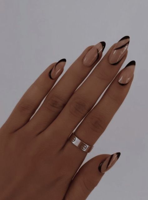 Minimalist Nail Design, Nail Inspo Black, Ongles Beiges, Almond Acrylic Nails Designs, Nails Korean, Nails Minimalist, Aesthetic Nail, Minimalist Nail, Manikur Kuku