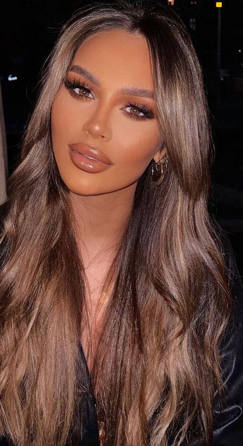 Good Makeup Looks For Brown Eyes, Hair Ideas For Oval Face, Make Up Ideas For Brown Eyes Brunettes, Snatchural Makeup, Full Glam Wedding Makeup Brown Eyes, Pretty Makeup Looks For Brown Eyes, Glam Makeup Looks For Brown Eyes, Heavy Blush Makeup Looks, Make Up Ideas For Brown Eyes