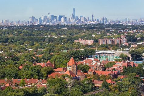 New York City Boroughs ~ Queens | Forest Hills Gardens (foreground), with Manhattan in the distance Forest Hills Queens, Forest Hills Gardens, Forest Hills New York, Nyc House, Far Rockaway, Queens Nyc, Garden On A Hill, Rockaway Beach, Forest City