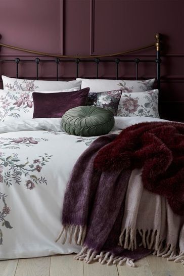 Burgundy Bedroom, Purple Bedding Sets, Laura Ashley Bedding, Super King Duvet Covers, 100 Cotton Duvet Covers, Purple Bedding, Purple Bedroom, Double Duvet Covers, Double Duvet