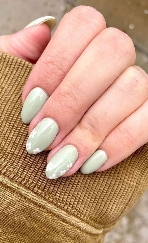 Pearl Nail Art, Mint Green Nails, Mint Nails, Bauch Tattoos, Trend Nails, Green Acrylic Nails, April Nails, Green Nail Art, Formal Nails