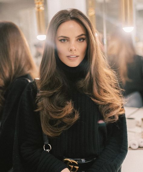 blowout hair inspiration, blowout product, smooth hair product, shiny hair product, brunette, Hair Care Straight, Layers Blowout, Oribe Hair, Hair Blowout, Oribe Hair Products, Miss Teen, Miss Teen Usa, Shine Hair, Pageant Girls