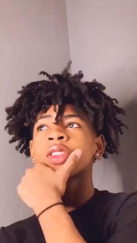 ’ @nataliademeloo ✨ [Video] | Boys with curly hair, Curly hair styles, Boring hair Cute Blasian Guys, Freeform Locs, Low Taper Fade Haircut, Black Boys Haircuts, Mixed Guys, Cute Dreads, Light Skin Men, Dark Skin Boys, Boring Hair