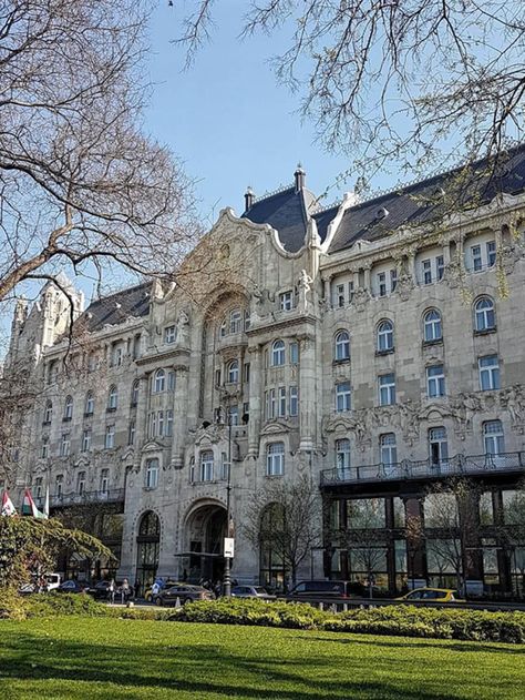 Gresham Palace, Hotel Budapest, Stunning Architecture, Budapest Hotel, Palace Hotel, Luxury Accommodation, Four Seasons Hotel, Fine Dining, Luxury Hotel